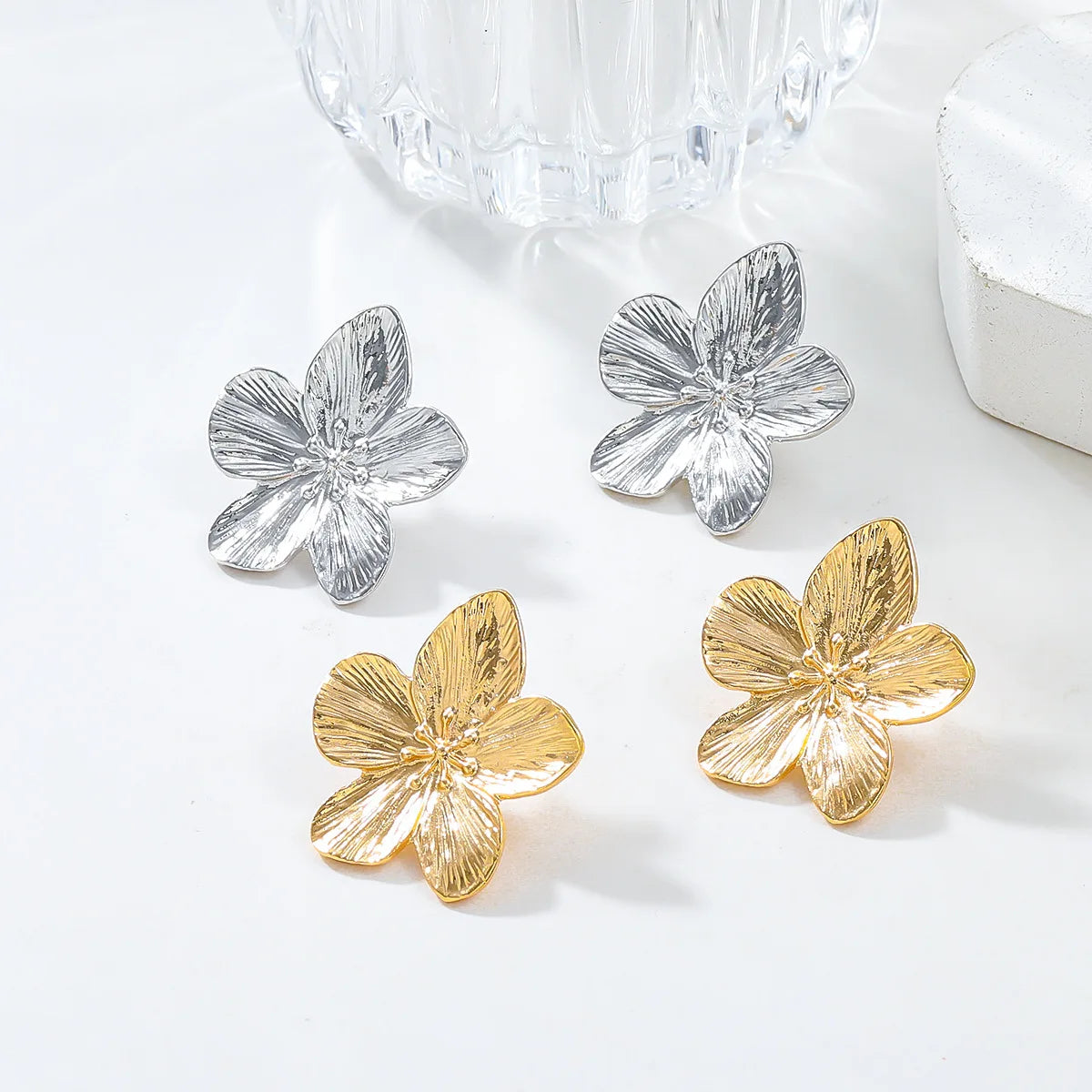 2PC Trendy Flower Earrings