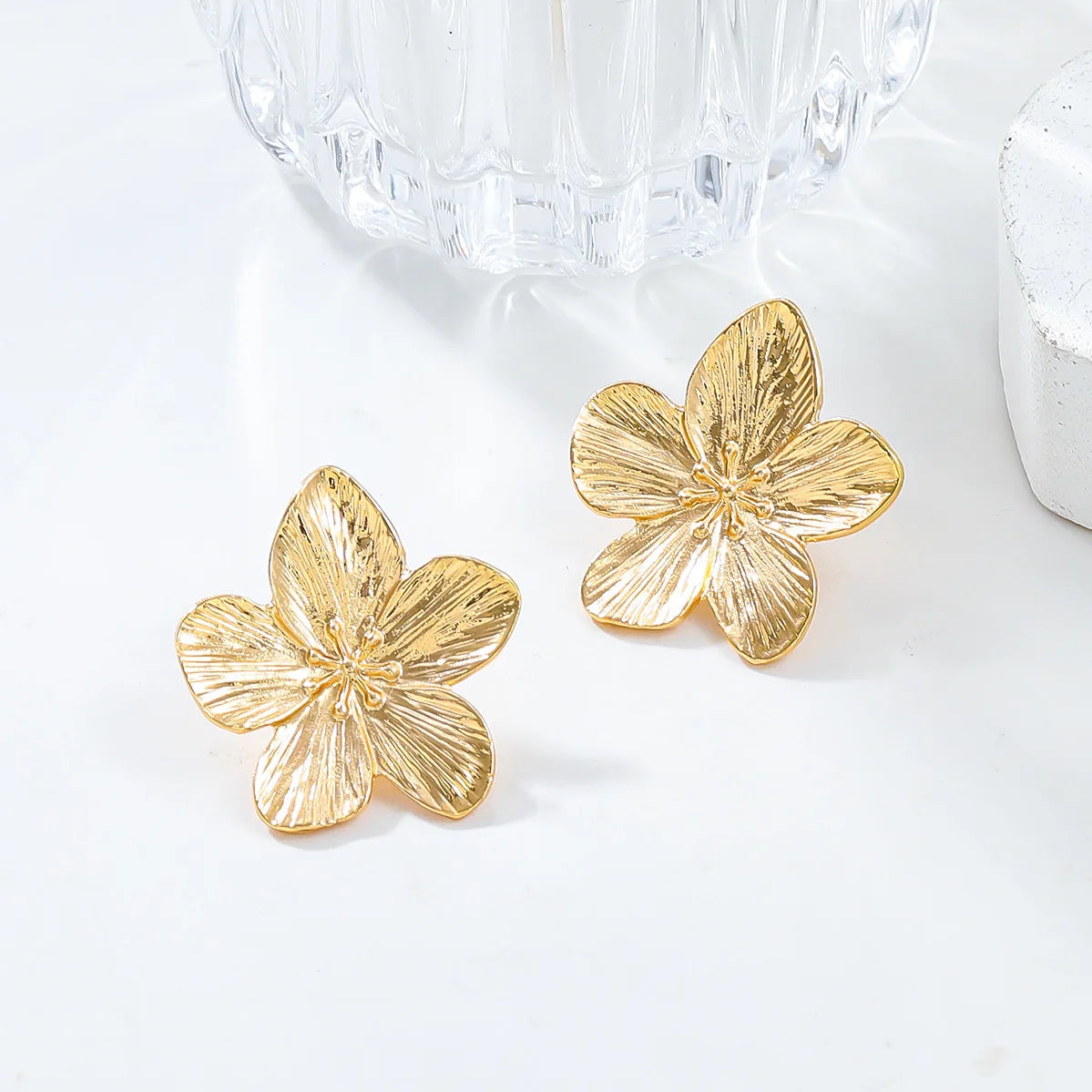 2PC Trendy Flower Earrings